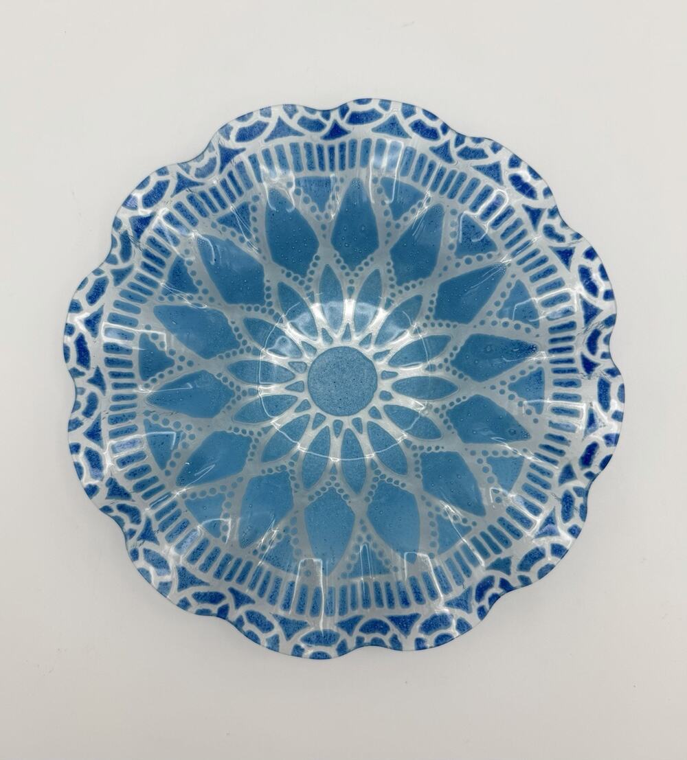 Sydenstricker Blue Embassy Fused Glass Ruffled Edge Trinket Dish 7” Signed